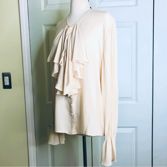 Vintage CLASSIQUES Silk for Nordstrom Wide Front Cuffs Ruffles Top Beige Sz M - Picture 5 of 13